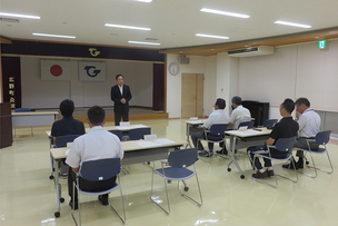 写真：8月22日会議の様子