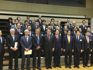 4月16日日本サッカーを応援する自治体連盟総会集合写真