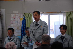 写真：2月20日住民説明会あいさつ