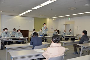 写真：意見交換会の様子