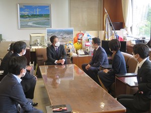 写真：柴橋正直岐阜市長との意見交換の様子