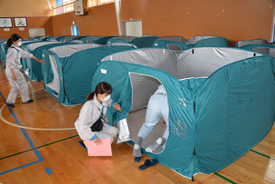 写真：避難所開設・運営訓練の様子