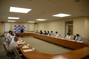 写真：サマーフェスティバル実行委員会の様子