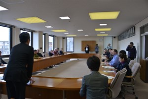 写真：国連視察団来町の様子