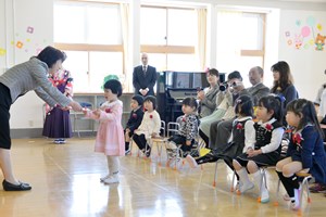 写真：広野町保育所修了式の様子