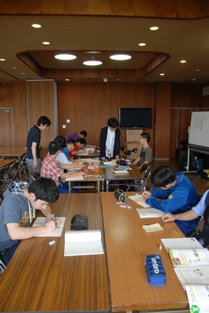 写真：町営学習塾実施の様子