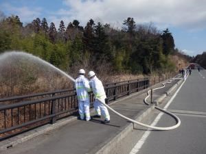 写真：放水訓練実施の様子