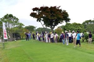 写真：町制施行75周年記念パークゴルフ大会開催の様子