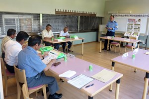 写真：富岡地区防犯指導隊広野分隊隊員に委嘱状交付の様子