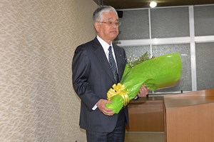 写真：1月31日教育長退任