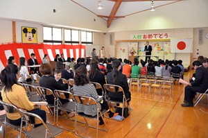 写真：4月4日広野町児童館入館式