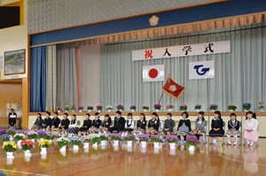写真：4月6日広野小学校・中学校入学式