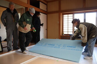 広野町断熱DIYワークショップを実施