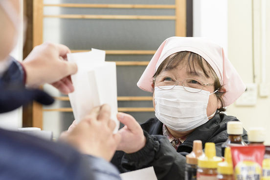 鈴木由紀夫さん・祥子さんご夫婦（写真1）