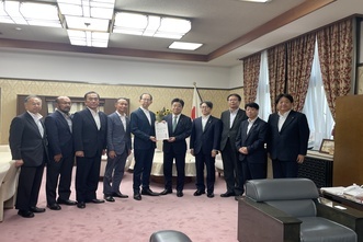 高速道路建設促進期成同盟会要望活動を実施