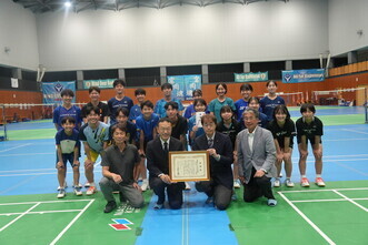 ふたば未来学園中学バドミントン部 インターハイ優勝に伴う表彰式